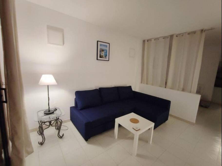 Ampio Appartamento In Ocean View Ov311 أذيخي المظهر الخارجي الصورة